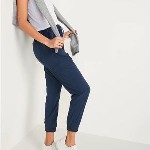 High-Waisted StretchTech Cargo Jogger Pants